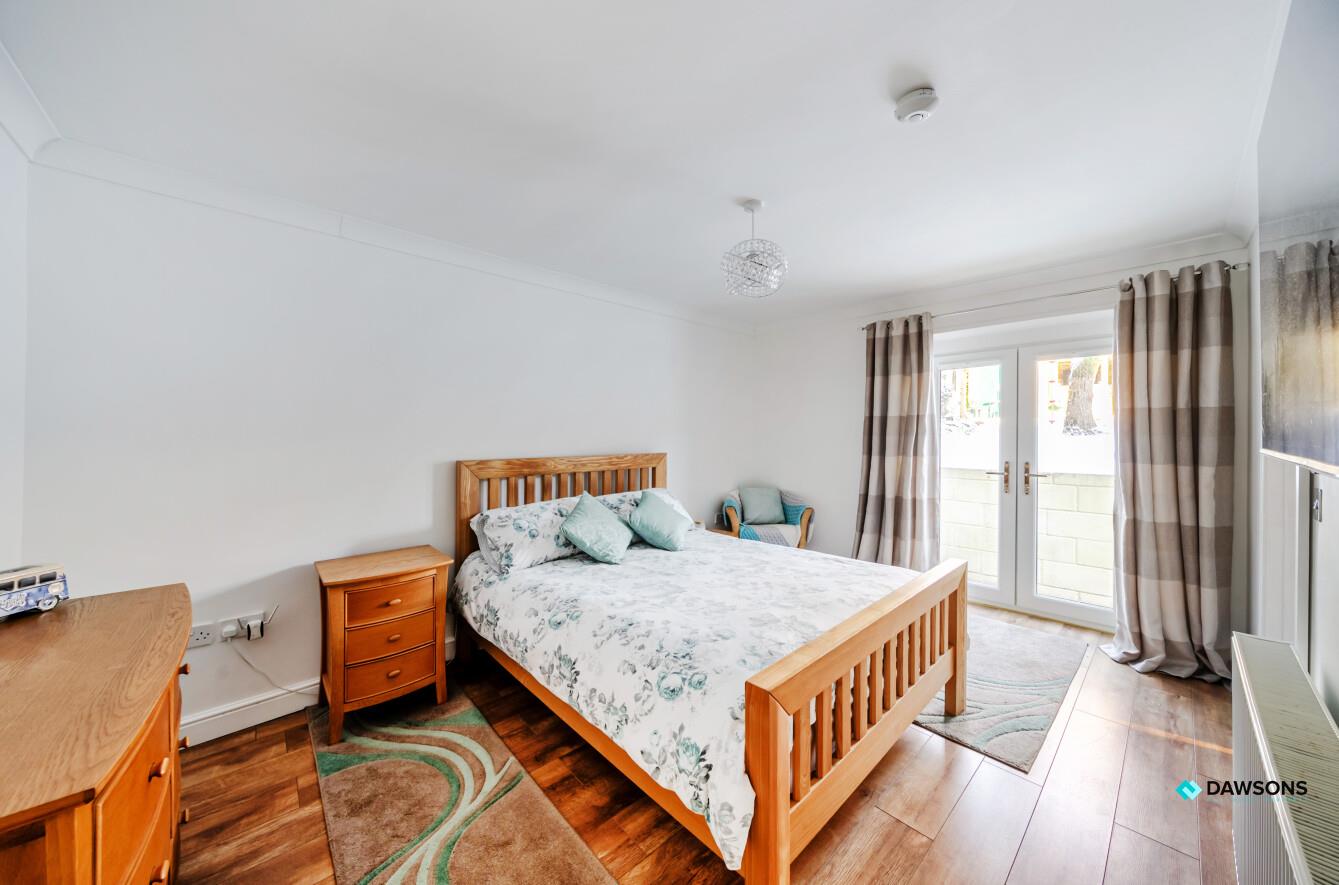 Pwll Road, Llanelli, SA15 4AP